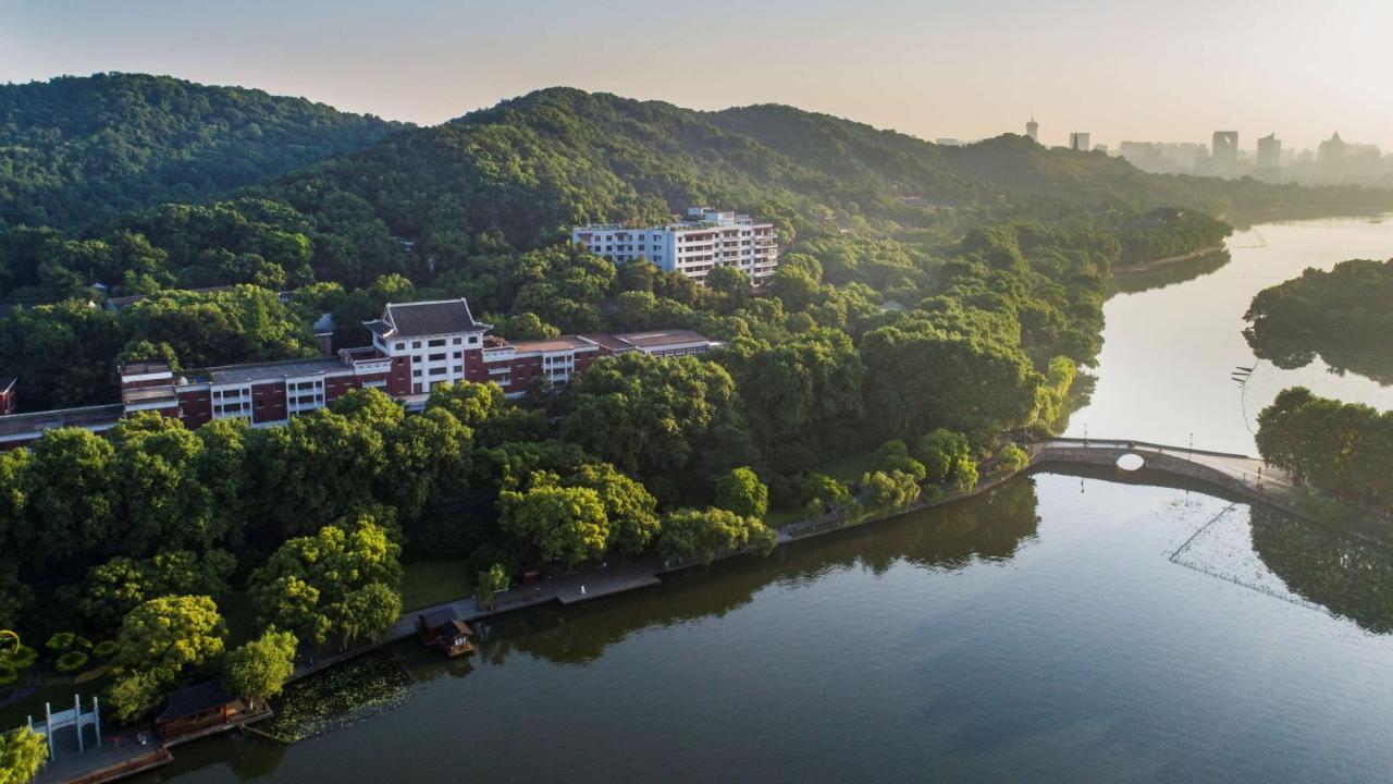 Shangri-La Hangzhou - The Back Garden Of West Lake Екстер'єр фото